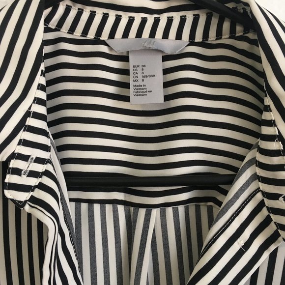 H&M Striped Covered Button-Down Shirt, Size 8/M - Picture 3 of 4